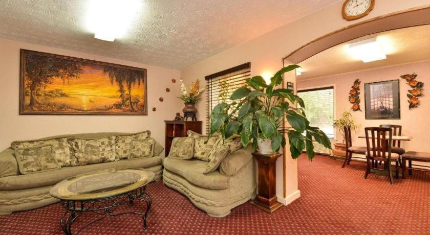 Americas Best Value Inn Heflin Экстерьер фото